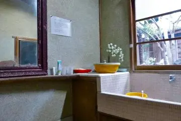 <p>ห้องน้ำ</p>