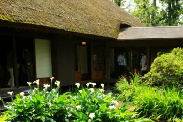 เซโตะ ยาชิกิ เป็นบ้านฟาร์มมุงจากอายุมากกว่า 300 ปีที่เปิดสู่สาธารณะ