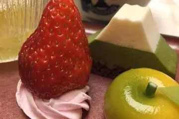 Even the food has nods to Fuji San!
