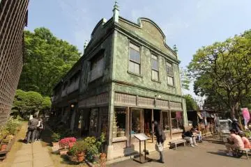 The shops are not only restored from the outside, but also from the inside; it feels like traveling back in time