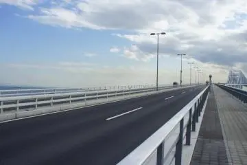 ถนนเส้นใหม่ของ สะพาน Tokyo Gate