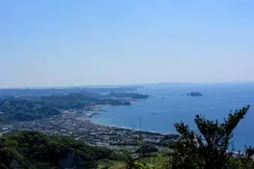 And down the other side towards more stunning Chiba coastline