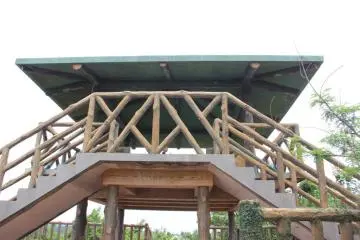 The Yakena Straits Observatory includes scenic viewpoints along the shoreline and another above on a hilltop