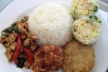 <p>รสชาติแบบไทยแท้ ที่ร้าน ไทย คิทเช่น พะคุชิ ในนาโกย่า</p>