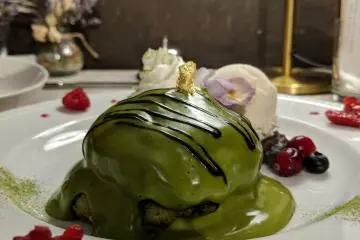 Matcha and white chocolate pancakes - fluffy, flavorful, and vegan