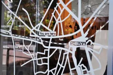 <p>แผนที่ ที่ฉันเจอตรงหน้าต่างของร้านใกล้ๆกับชิบุย่า</p>