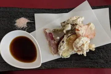 La pâte des tempura est vegan ici !