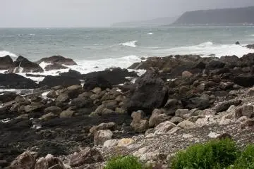 Pacific Ocean coast near the town of Nahari (the weather was stormy on the night of my stay)