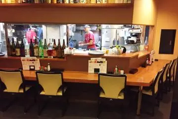 카운터 시트에서 주방에서의 동작을 관찰해보자