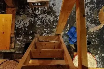 If you drink a certain number of beers, be careful while going downstairs!