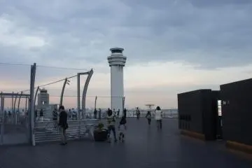 Observation deck Terminal 1 (Photo: Manish)