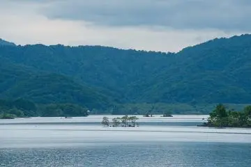 The Hibara Lake