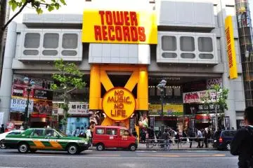 Tower Records signage is both iconic and easily recognisable