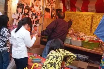 Shooting games – they seem to be international. I've seen them in festivals all around the world.