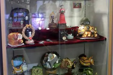 Ghibli stuff! All the items are really cool and very well crafted. Its not shown here but there was a special selection of Ghibli goods related to Japanese traditonal crafts as well, like Kotodama (from Mononoke Hime) wind chimes.
