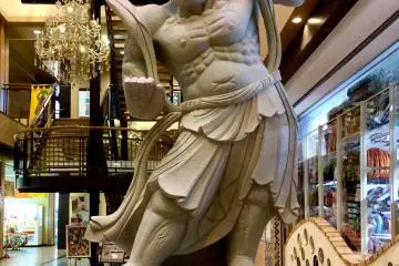 Nyo statues greet you in the foyer
