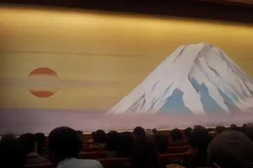 เวทีใหญ่มาก