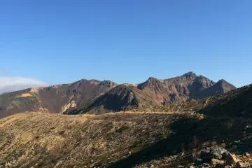 나스 산