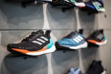 Sneaker selection at Runbase Tokyo (Photo: Japan Travel)