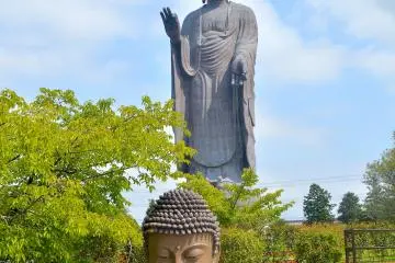 Model of the Ushiku Daibutsu's head 