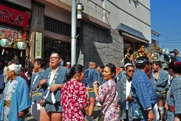 The streets full of participants