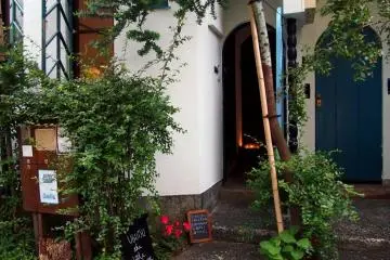 The shop is actually further in, so don't stop at the first door like me.