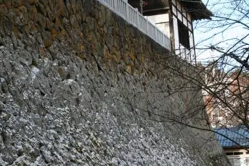 The ramparts below Bessho temple