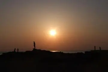 The beach and sunset is right there, just like in Hawaii!