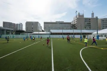 Spacious football fields ensure you'll have a great match. 