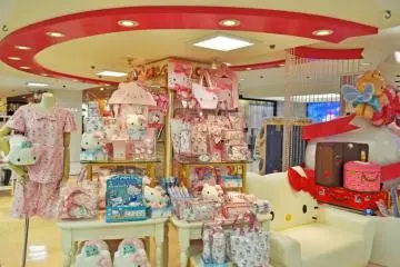 <p>Piyama lucu dan tas dalam pink pastel</p>