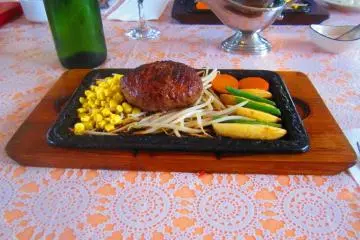 The Flaming Hamburg Steak after the flames