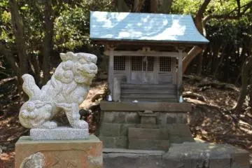 <p>ศาลเจ้า</p>
