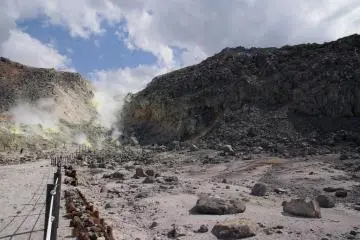 That is one stinky pile of rocks