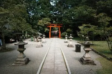 Niutsuhime Shrine looking peaceful