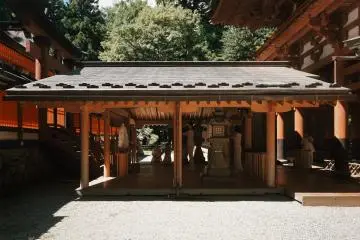 The shrine maidens getting ready to perform