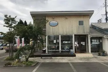 The outside of Gelato Yummy
