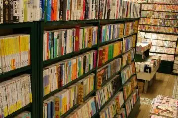 Sebuah buku untuk menghabiskan waktu