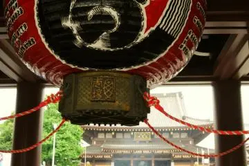<p>สำรวจบริเวณวัดหลังจากที่คุณได้เข้าเยี่ยมชมตลาด</p>