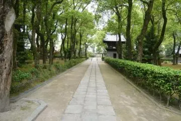 Walk the grounds of Japan's oldest Zen Temple