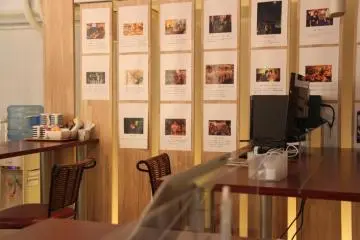 A desktop computer with internet connectivity meant for visitors’ use. Ideal when you do not carry a laptop or if your handphone does not display websites well.
