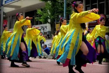 Les groupes de danse viennent de partout