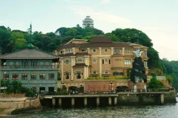 Gallery image