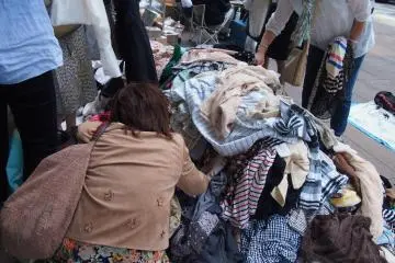 Some of stalls had an amazing amount of clothes, usually with very attractive prices like 300 yen for 1 item.