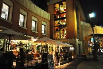 Dine in an Italian fashion (Photo: Michelle Madden)