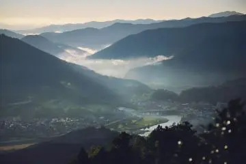 The misty valleys of Ozu