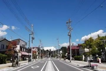 <p>The view up the main road from outside the cafe</p>
