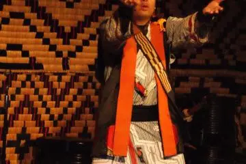 Traditionl Ainu dance and song