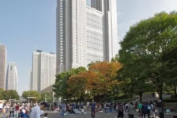 Chợ trời Shinjuku Chuo 2027
