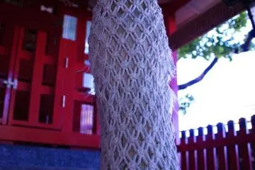 <p>Enjoying another break and some shade at Yukura Shrine</p>
