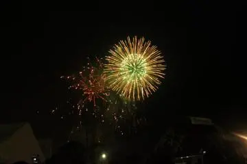 The fireworks display was split into 2 parts with about 5 minutes break in between.